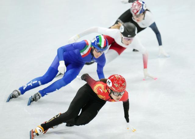 开云登录入口地址-冬奥7日看点：花滑产生第一金 三小项国手冲击奖牌